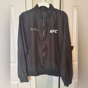 NWT UFC Black Windbreaker Jacket Des Moines Iowa